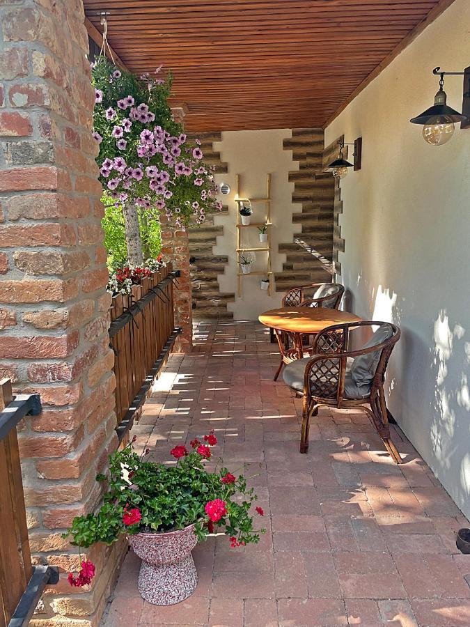 Cityside Cottage Eger Exterior foto