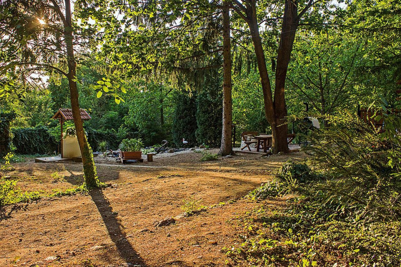Cityside Cottage Eger Exterior foto